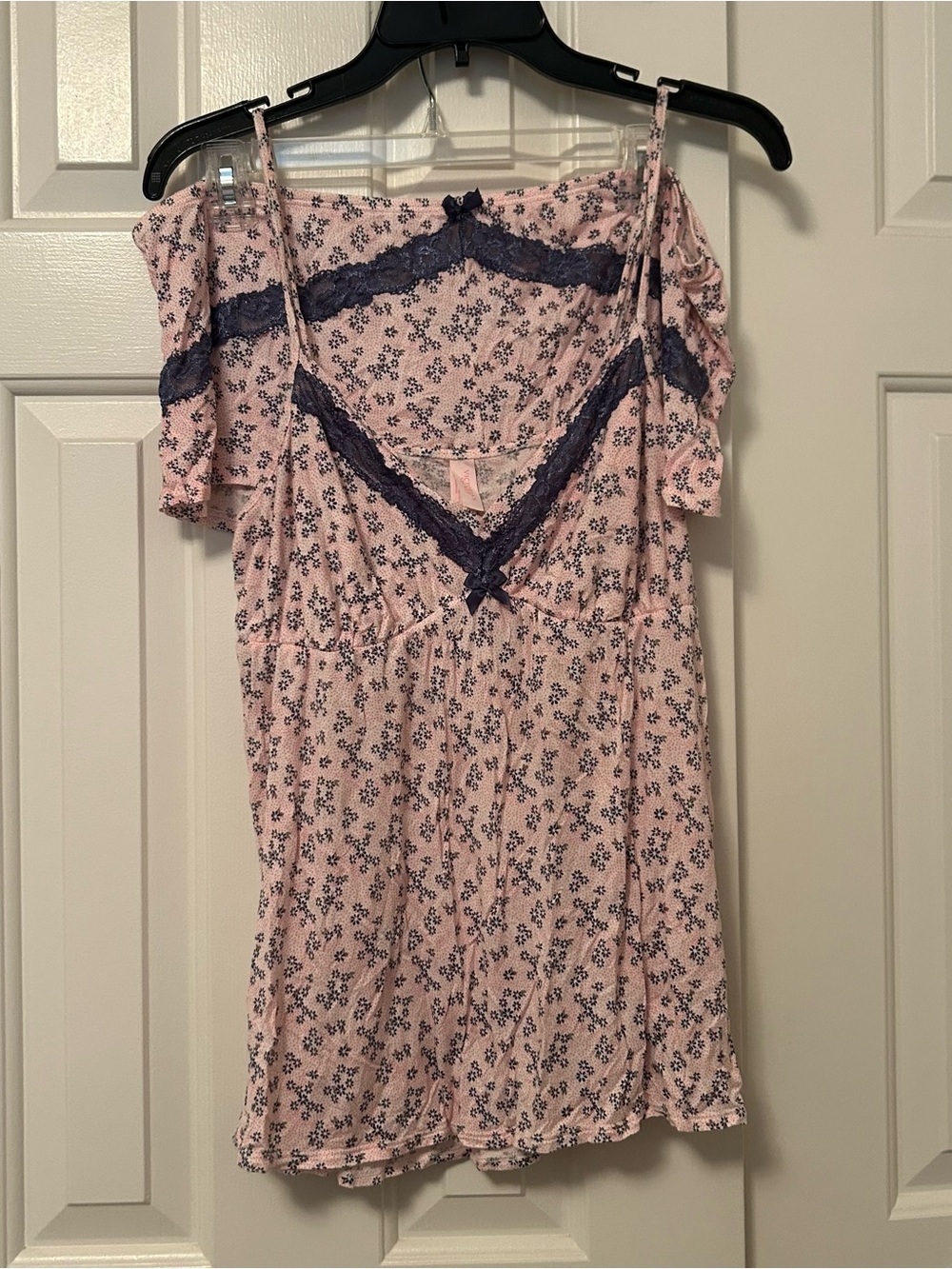 Victoria's Secret Size XL Pink Floral Lace Trim Camisole & Shorts Pajama Set